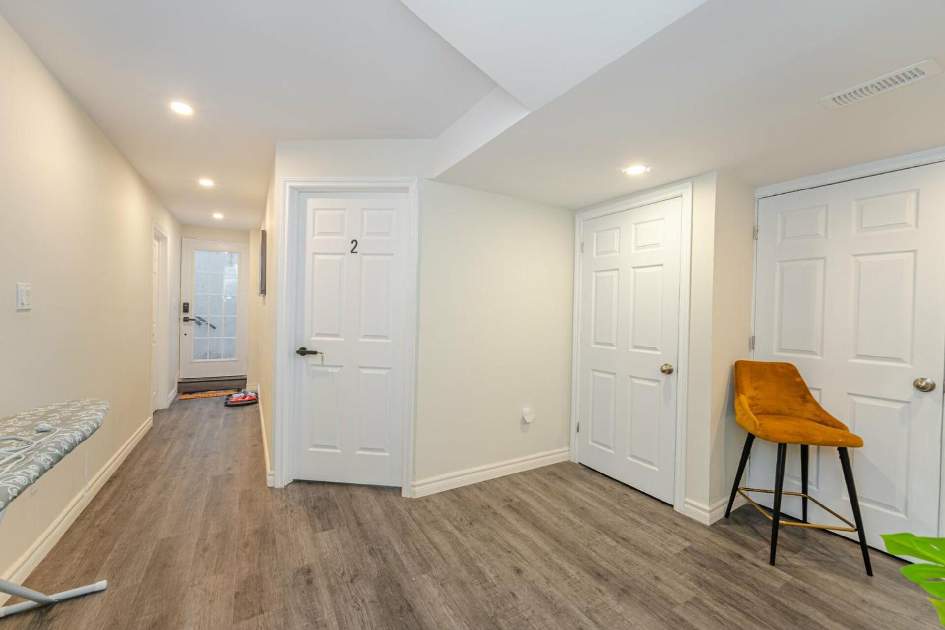 Private Basement Bedrooms In Oakville Exterior foto
